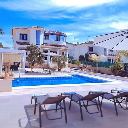 Villa Fantastica Familiar En La Marina